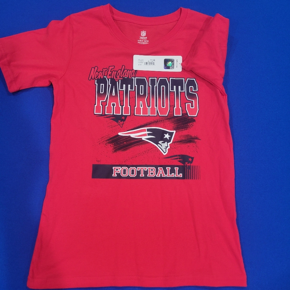 NWT Boys NFL New England Patriots Red Short Sleeve Tee Size Large (12/14)